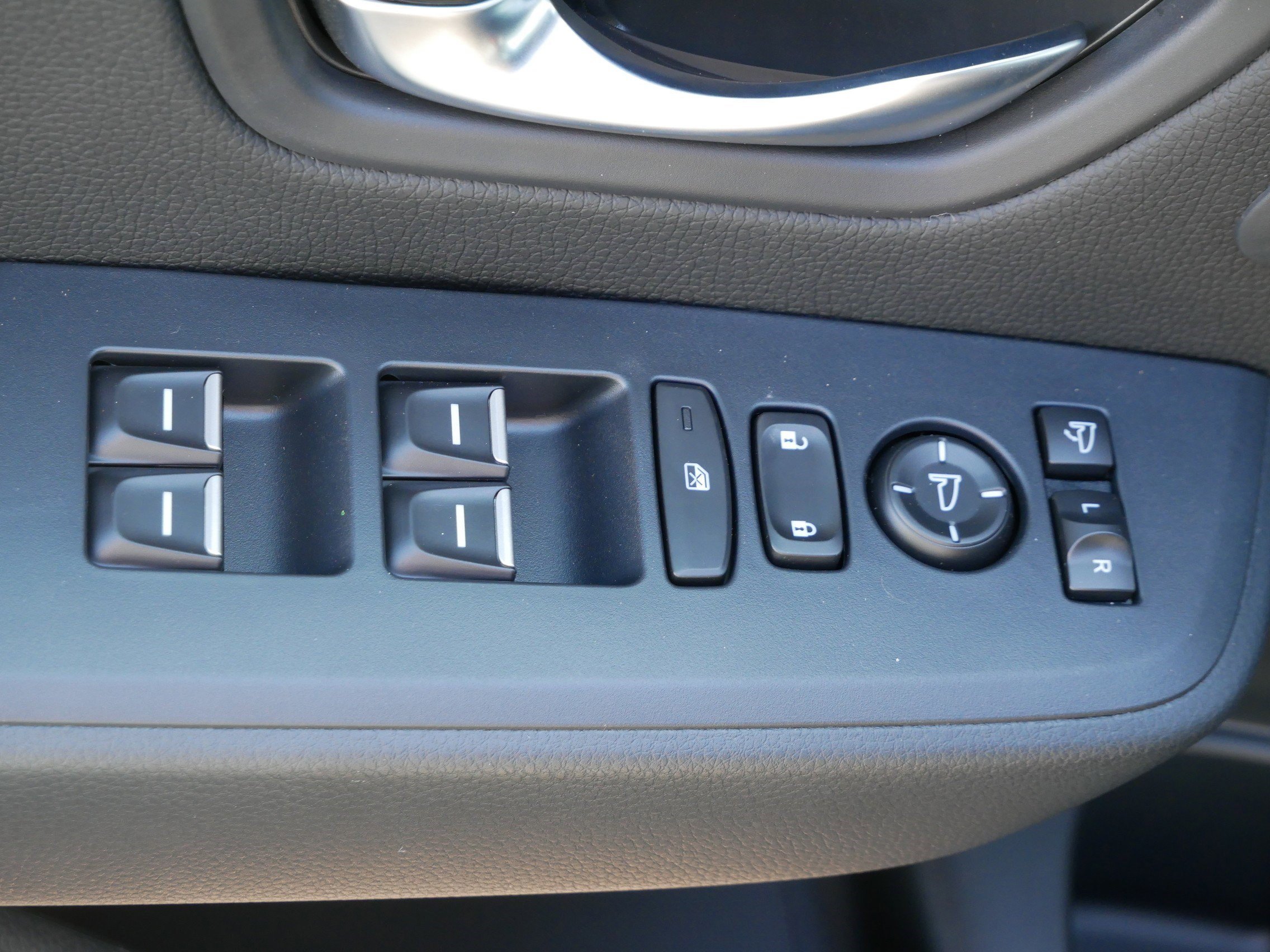 New 2026 Honda Pilot TrailSport image 15