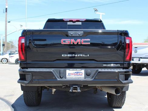 Used 2024 GMC Sierra 3500 Denali w/ Denali Reserve Package AWD/4WD image 36