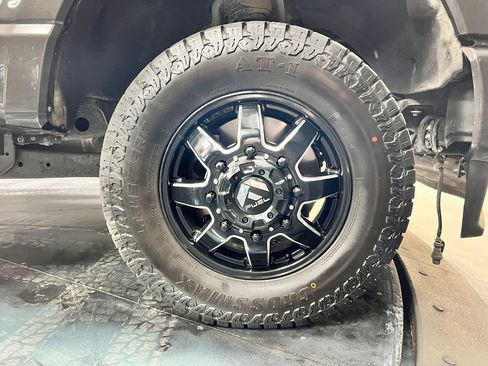 Used 2024 Ford F350 Lariat AWD/4WD image 24