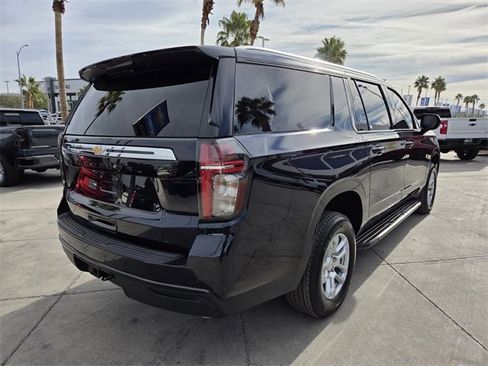 Certified 2024 Chevrolet Suburban LS w/ Driver Alert Package image 6