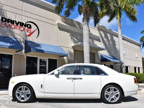 Used 2015 Rolls-Royce Ghost image 28