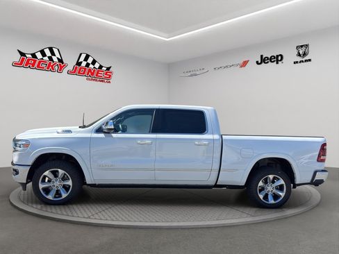 Used 2019 RAM 1500 Limited AWD/4WD image 2