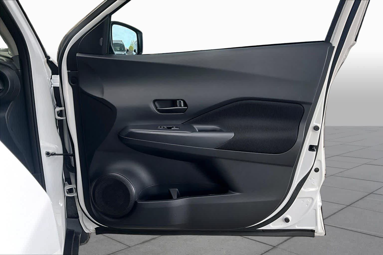 Certified 2024 Nissan Kicks S FWD image 22
