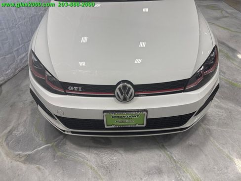 Used 2018 Volkswagen GTI SE w/ SE Leather Package image 24