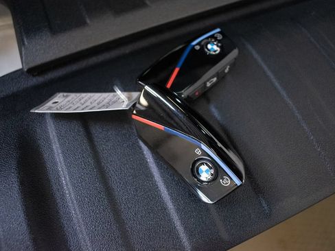 Used 2025 BMW X5 M60i AWD/4WD image 28