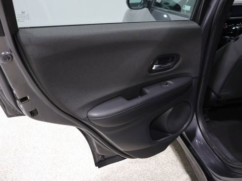 Used 2019 Honda HR-V Sport image 18