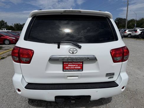Used 2016 Toyota Sequoia Limited AWD/4WD image 4