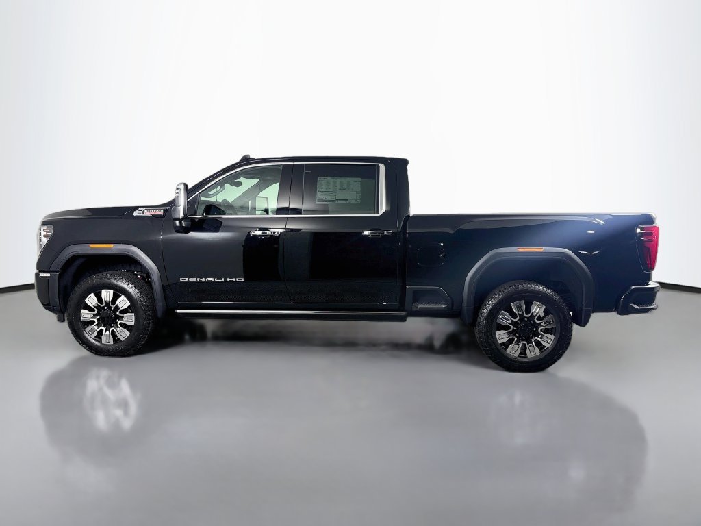 New 2026 GMC Sierra 2500 Denali w/ Denali Reserve Package AWD/4WD image 4