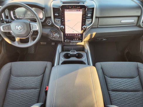 New 2026 RAM 1500 4x4 Crew Cab image 21