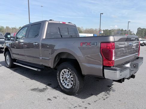 Used 2021 Ford F250 XLT w/ XLT Premium Package image 7