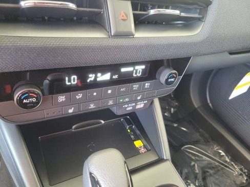 New 2026 Subaru Outback Premium AWD/4WD image 17