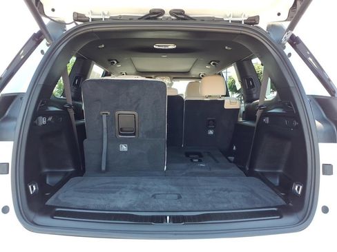 Used 2025 Jeep Grand Cherokee L Limited w/ Trailer Tow Package AWD/4WD image 19