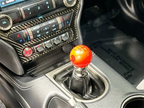 Used 2019 Ford Mustang Shelby GT350 w/ Technology Package image 17