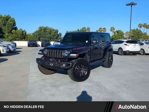 Used 2025 Jeep Wrangler Unlimited Rubicon AWD/4WD image 1