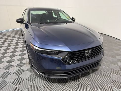Used 2025 Honda Accord SE image 8