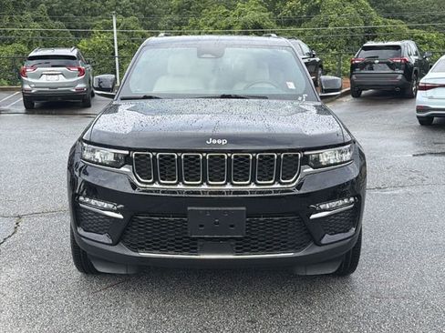 Used 2023 Jeep Grand Cherokee Limited w/ Trailer Tow Prep Group (B) AWD/4WD image 2