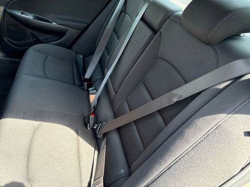 Used 2024 Chevrolet Malibu LT FWD image 19
