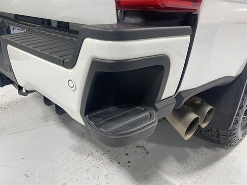 Used 2024 Ford F350 Lariat w/ Lariat Ultimate Package image 19