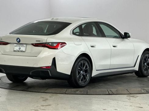 Used 2025 BMW i4 eDrive40 image 2