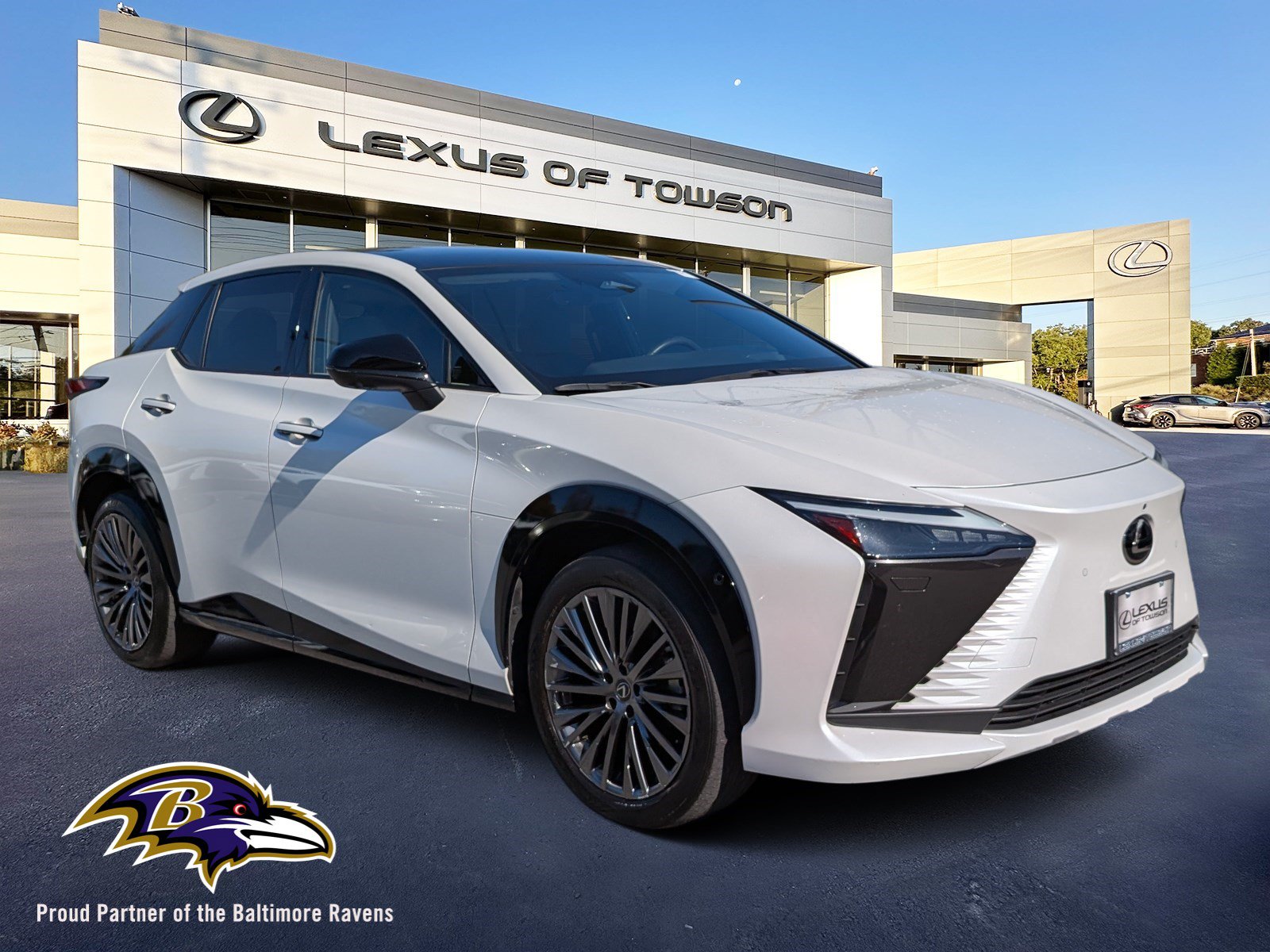 Used 2023 Lexus RZ 450e Premium w/ Accessory Package (2T) AWD/4WD image 1