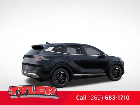 New 2026 Kia Sportage EX FWD image 7