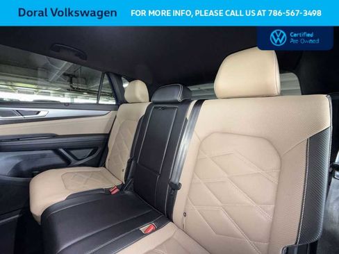 Certified 2024 Volkswagen Atlas Cross Sport SE FWD image 22