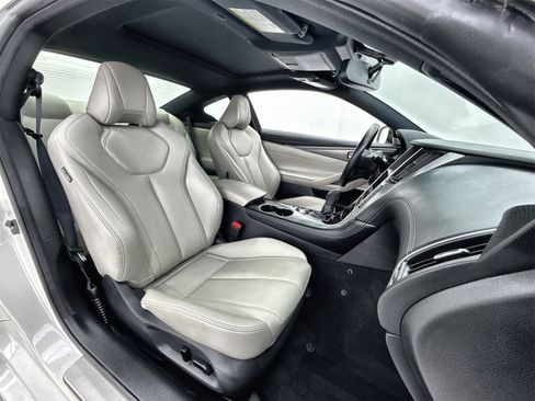 Used 2017 INFINITI Q60 w/ Cargo Package image 13