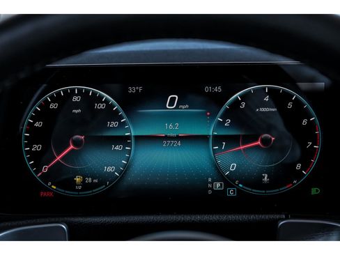 Certified 2022 Mercedes-Benz GLB 250 4MATIC image 16