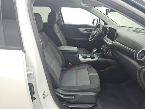 Used 2024 Chevrolet Blazer LT w/ Convenience Package image 21