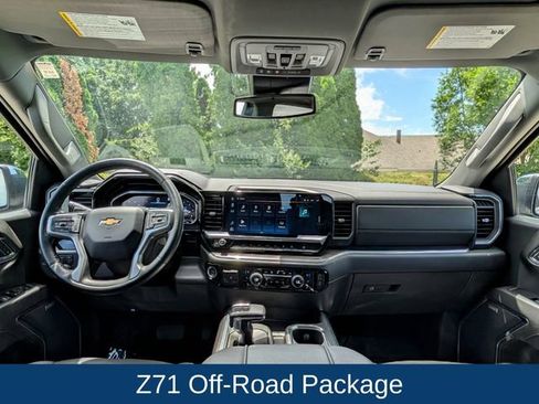 Used 2023 Chevrolet Silverado 1500 LTZ AWD/4WD image 14