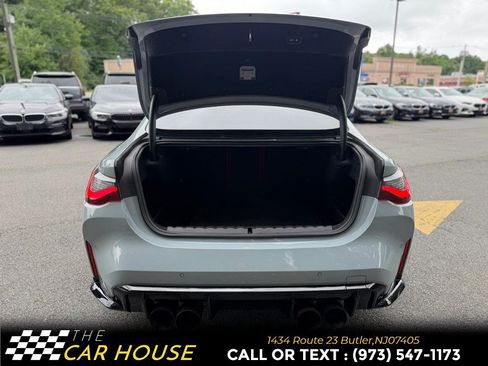 Used 2022 BMW M4 Coupe w/ Executive Package RWD image 29