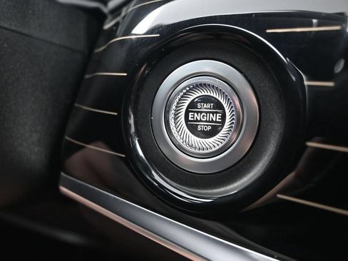 Used 2018 Mercedes-Benz S 560 4MATIC Sedan image 23