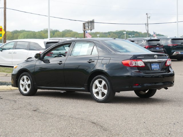 Used 2013 Toyota Corolla LE w/ Premium Pkg FWD image 5