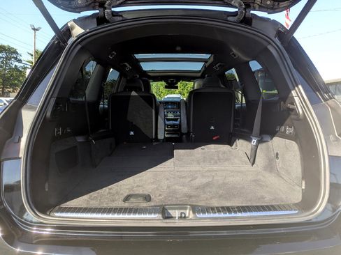 Used 2023 Mercedes-Benz GLS 450 4MATIC image 52