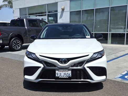 Used 2024 Toyota Camry XSE FWD image 7