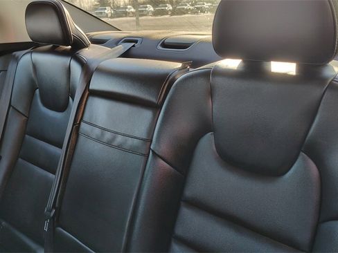 Used 2021 Volvo S60 T6 Momentum w/ Premium Package image 26