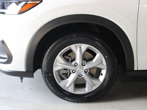 Used 2024 Honda HR-V LX image 4