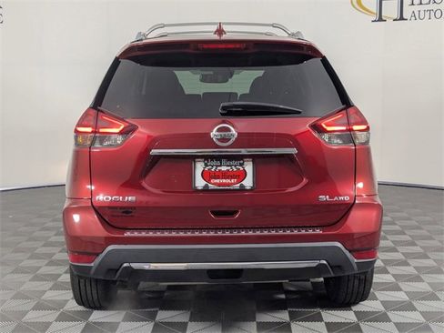 Used 2018 Nissan Rogue SL image 6