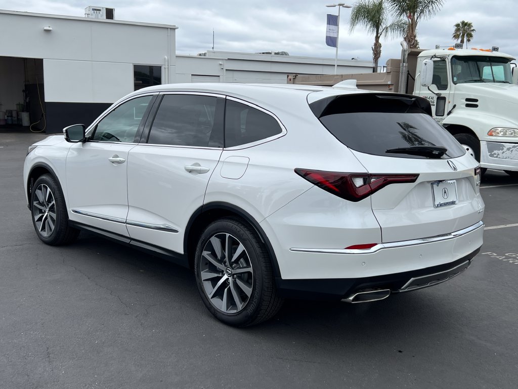 Used 2026 Acura MDX w/ Technology Package AWD/4WD image 8