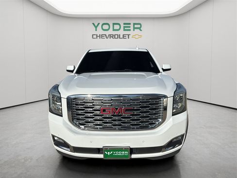 Used 2018 GMC Yukon Denali image 16