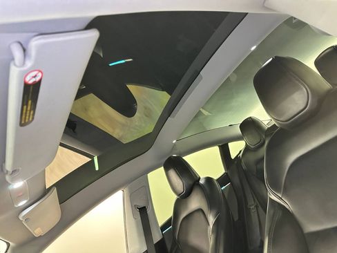 Used 2024 Tesla Model 3 Long Range RWD image 39