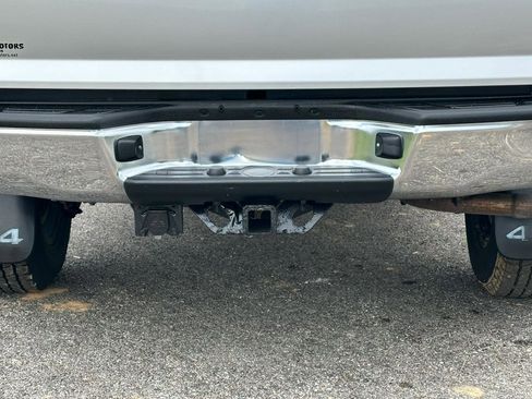 Used 2012 Toyota Tacoma 4x4 Double Cab w/ SR5 Pkg image 7