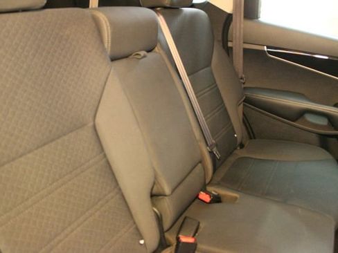 Used 2020 Kia Sorento L FWD image 14