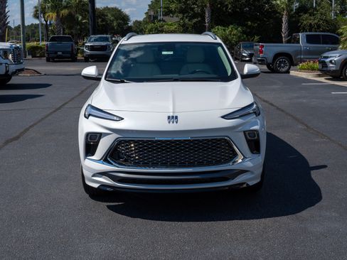 New 2026 Buick Encore GX Avenir w/ Avenir Convenience Package image 8