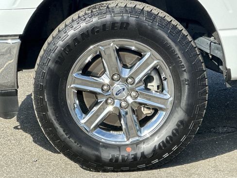 Used 2025 Ford F150 XLT w/ Equipment Group 301A Standard AWD/4WD image 24