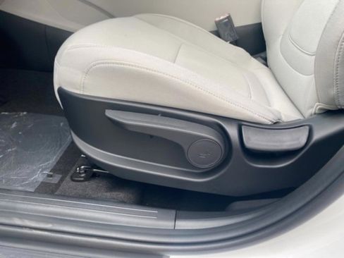 New 2026 Hyundai Tucson SE image 10