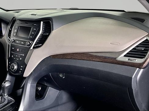 Used 2017 Hyundai Santa Fe Sport AWD/4WD image 24