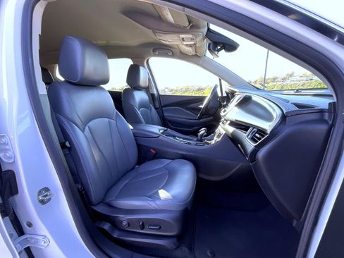 Used 2019 Buick Envision Premium image 15