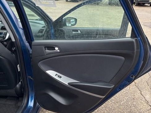 Used 2017 Hyundai Accent SE image 24