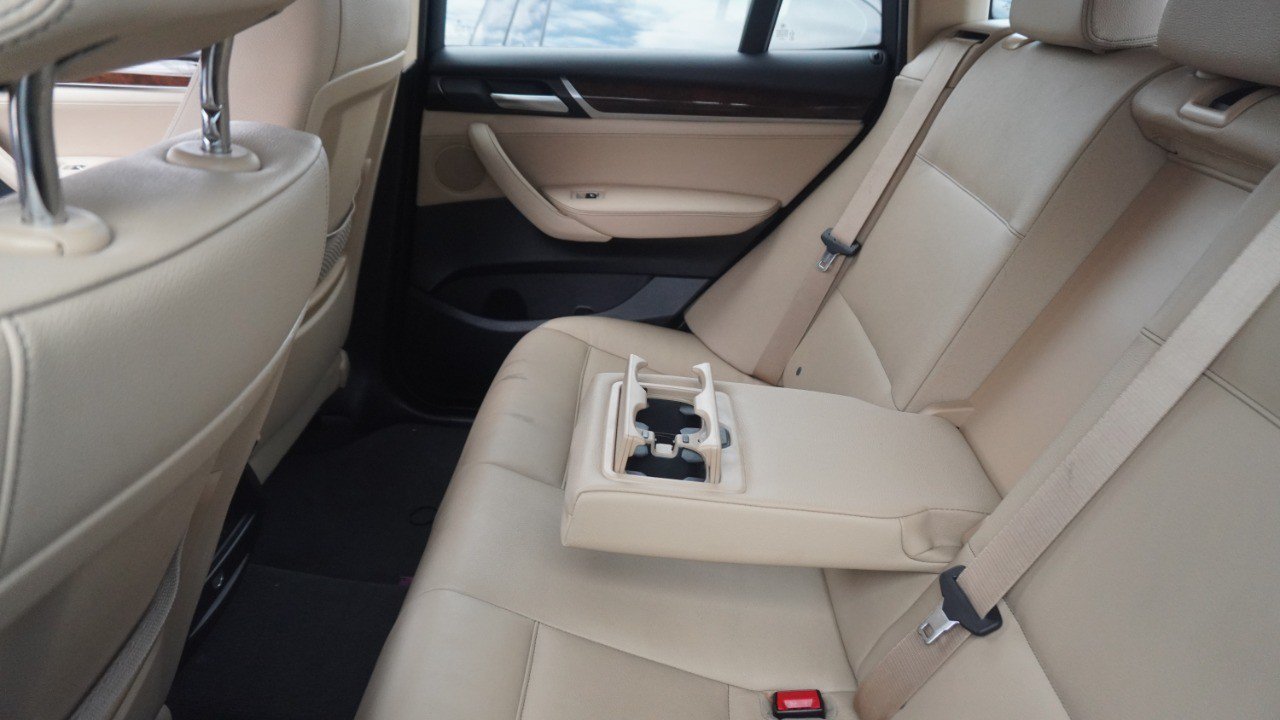 Used 2017 BMW X3 sDrive28i RWD image 10